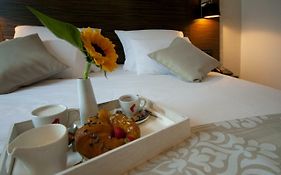 Gold Club Hotel & Casino